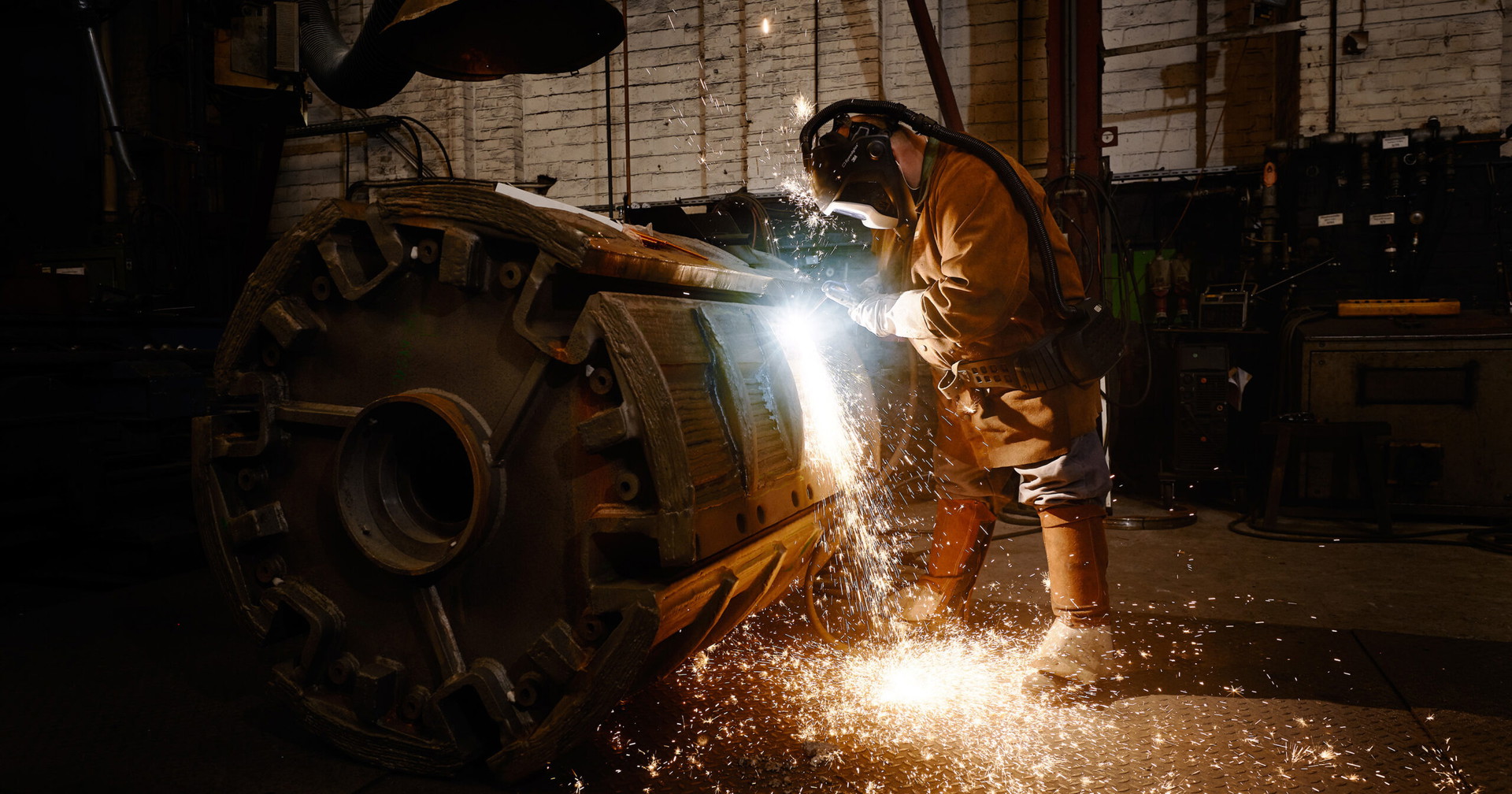 HAZEMAG rotor repair at the factory – professional repair, welding and balancing for crushing plants