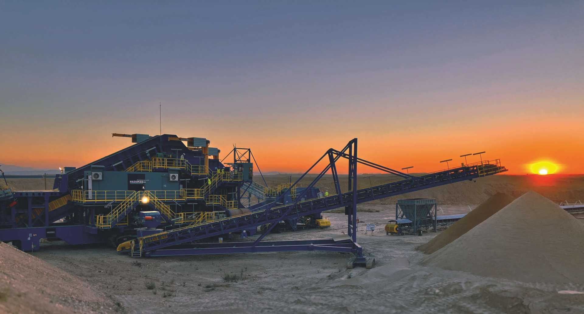 Sortieranlage von hazemag - 2025 war für HAZEMAG ein Jahr des Wachstums, neuer Geschäftsmöglichkeiten und internationaler Zusammenarbeit. Ein starkes Team macht den Unterschied.